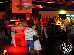 Salsa in Dortmund: Synchron